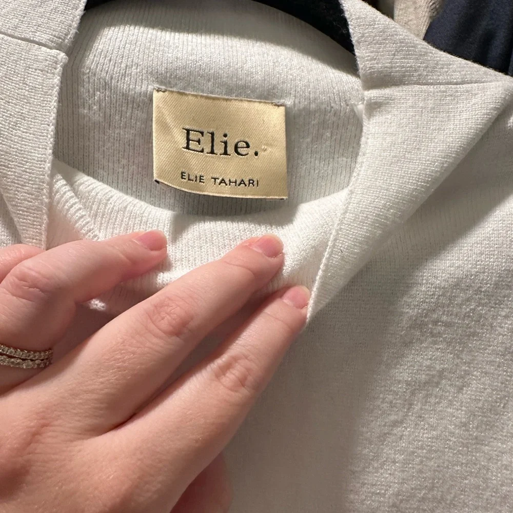 Elie Tahari High Neck Tank - Picture 5 of 6